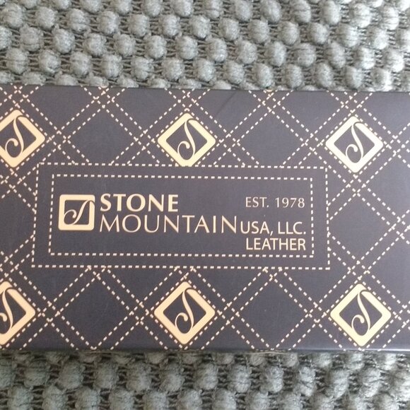 'Stone Mountain' Black and Tan Women's Leather Wallet! - Picture 8 of 9